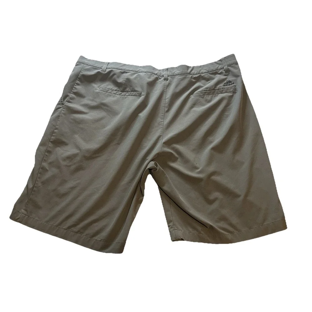 Adidas Men's Light Gray Mid Rise Golf Shorts Size 40 Primegreen  (9.5